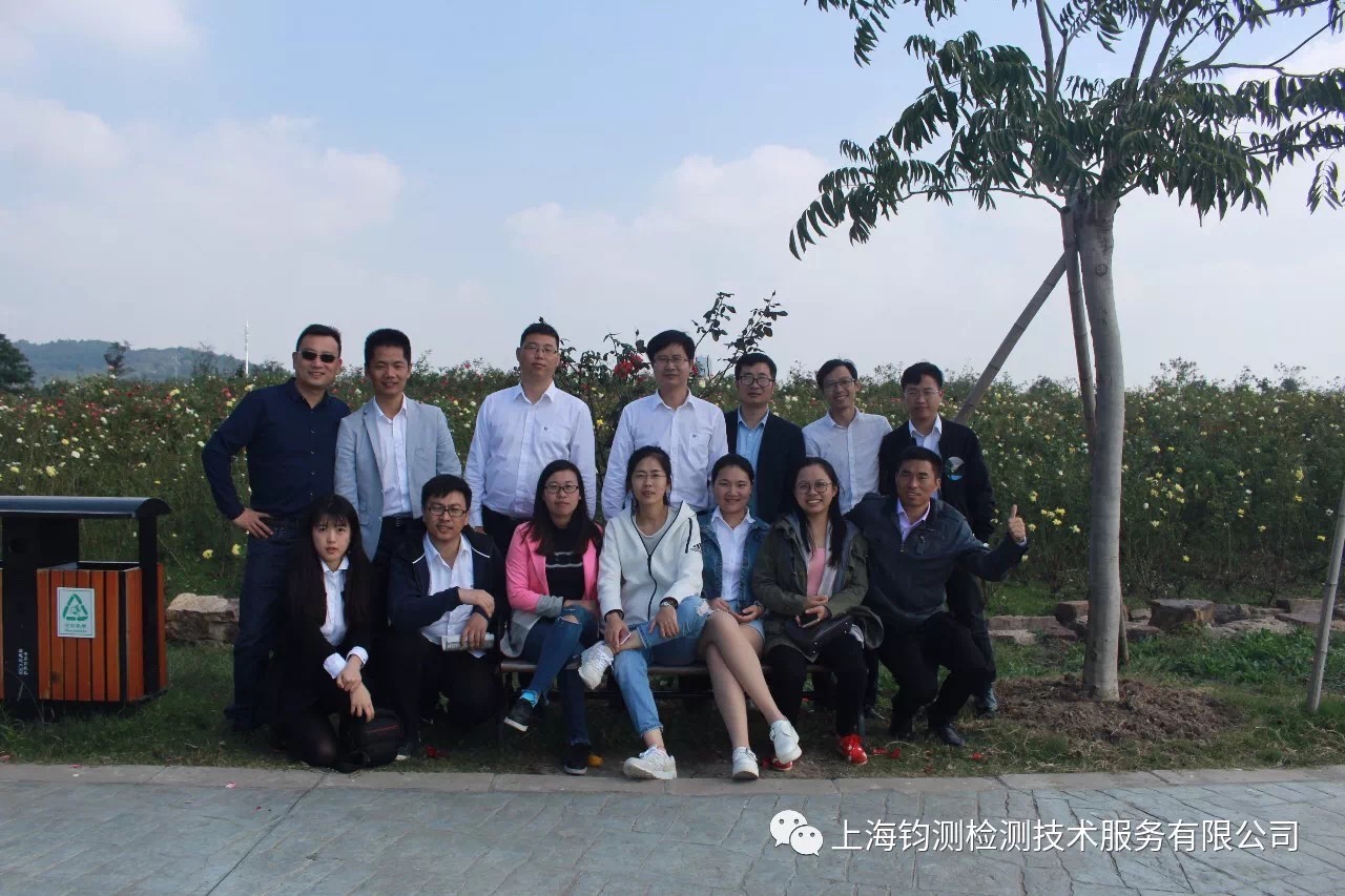 你的奋斗芳华,永远十八岁